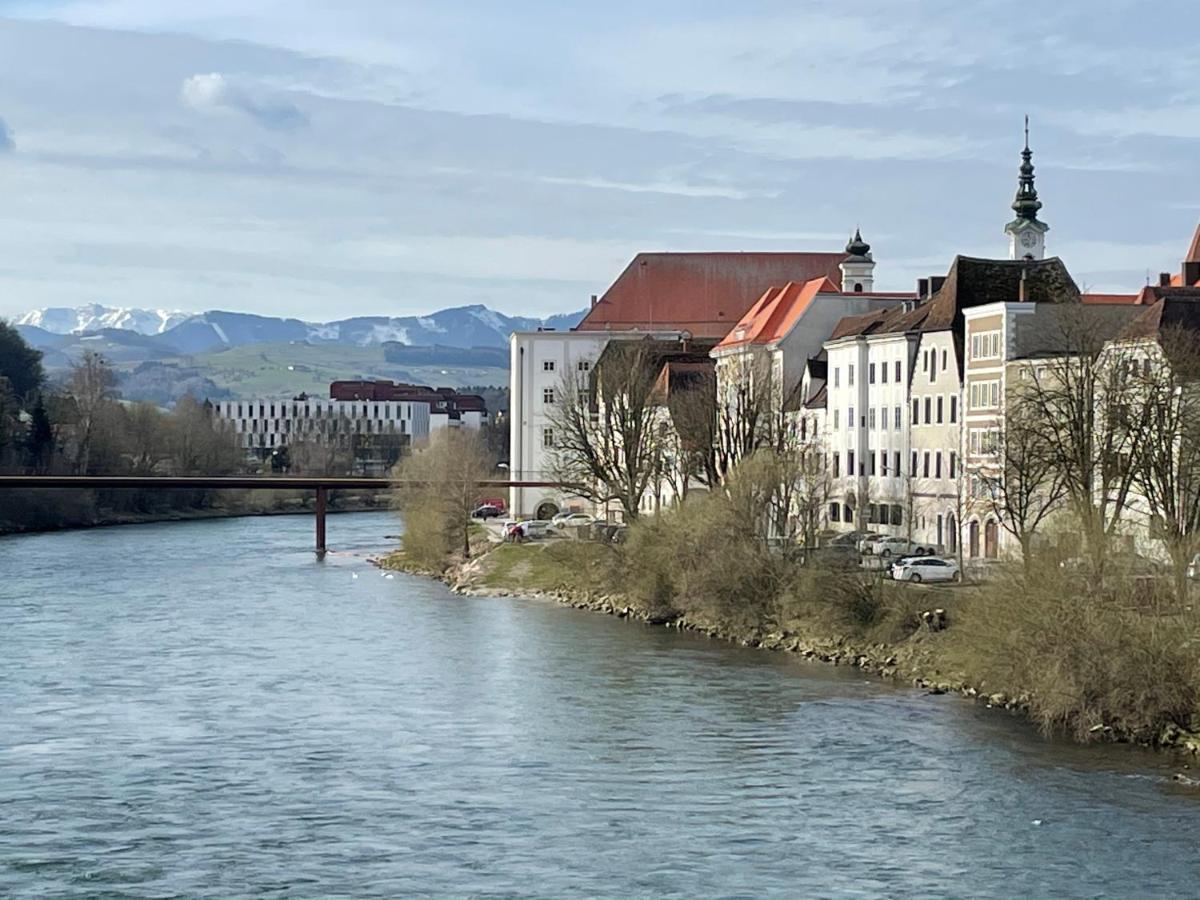 Lovely Flat In A Lovely City Steyr Luaran gambar